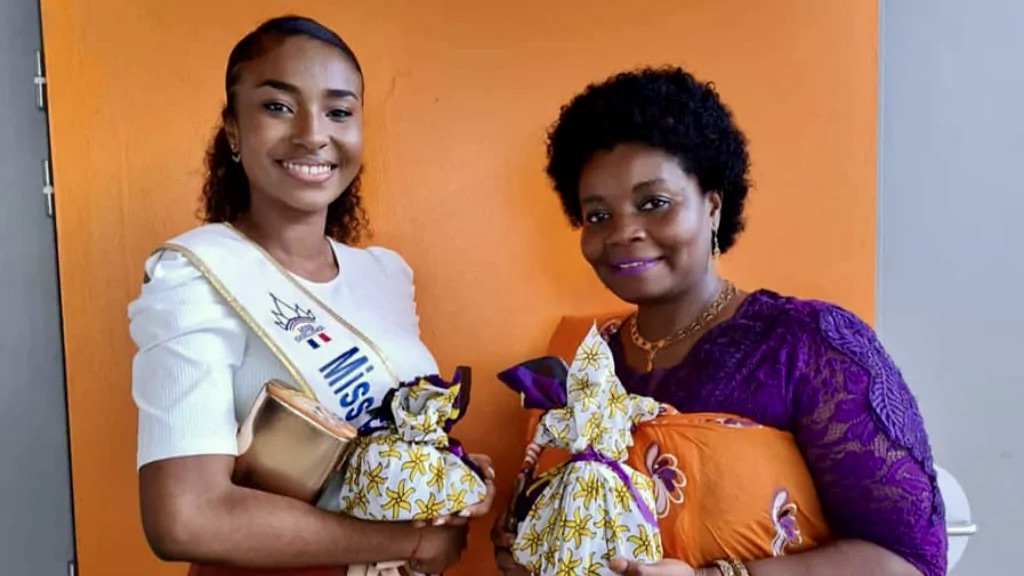 Larissa Salime Be Miss Excellence France 2021 au séminaire des élus de la 3co