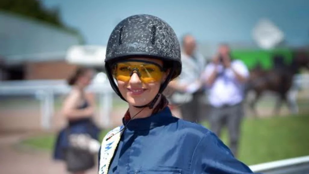 Émilie Secret Miss Prestige National 2016 à Hippodrome de La Capelle